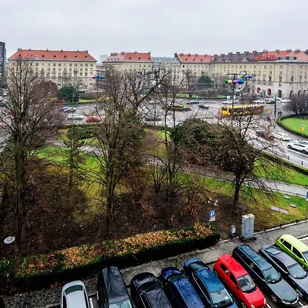 Rent Like - Plac Kosciuszki 5